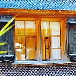 Naze's Hus