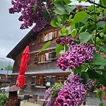 Pensionat Naze's Hus 3*