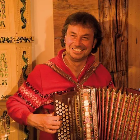 Gasthof Naze`s Hus Mellau