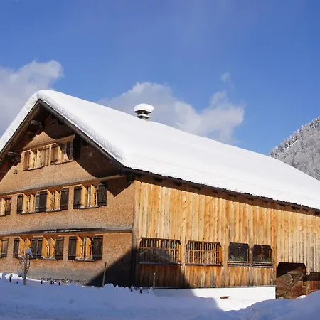 Naze's Hus *