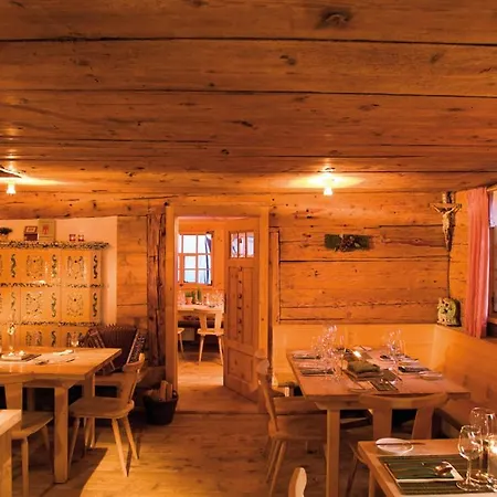 Naze's Hus *